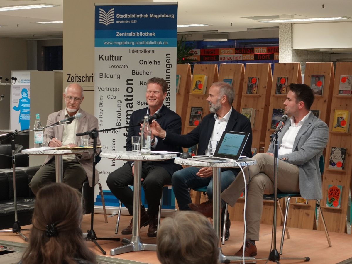 Podiumsdiskussion am 16.04.2024 in der Stadtbibliothek Magdeburg